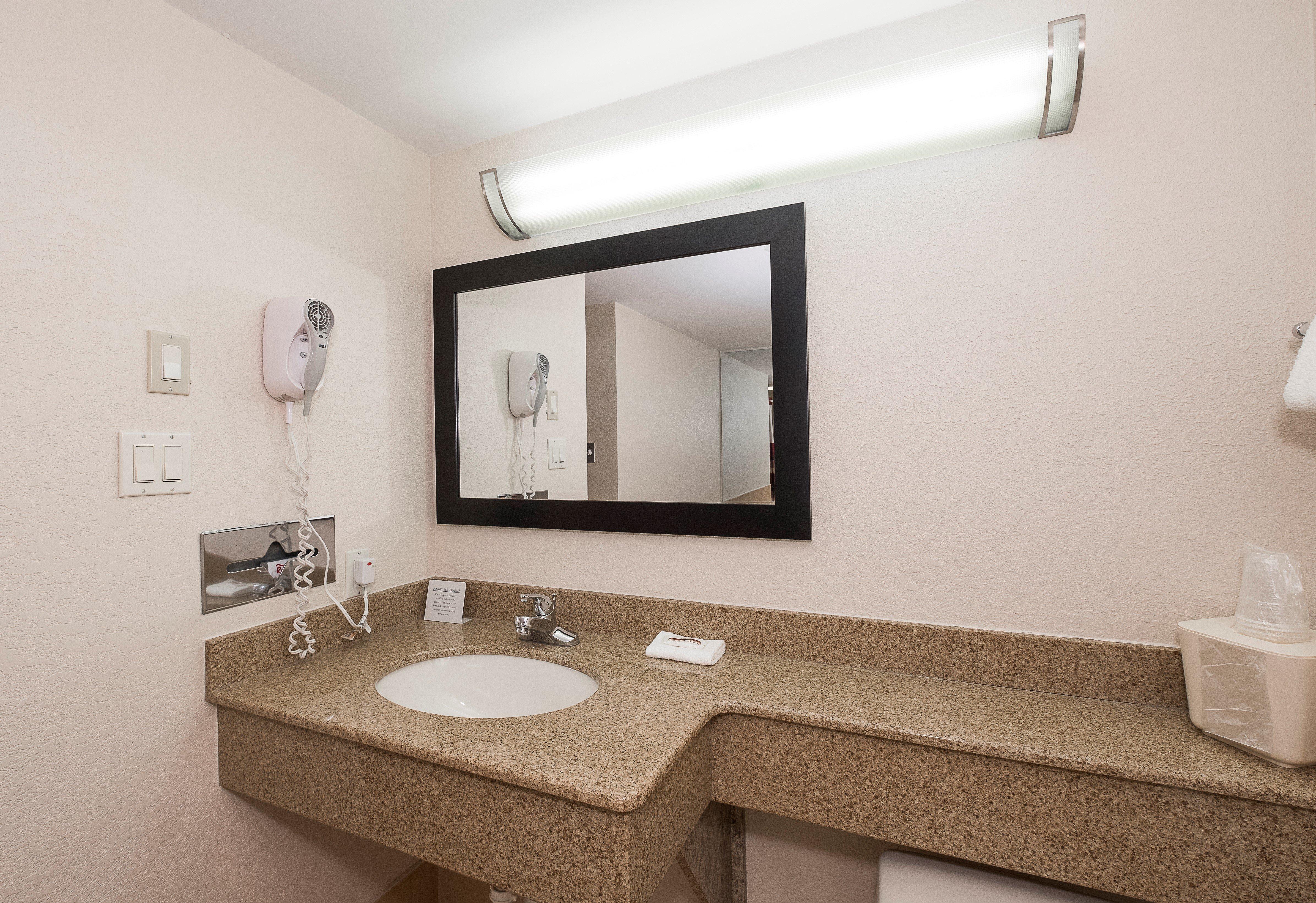 Red Roof Inn & Suites Mt Holly - Mcguire Afb Westampton Exteriér fotografie